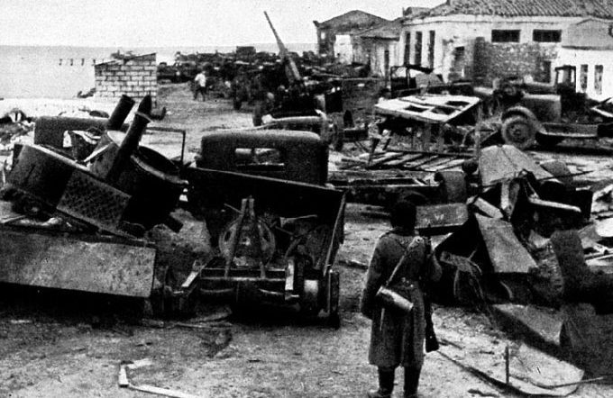 Керчь после захвата немцами. Июнь 1942 г.